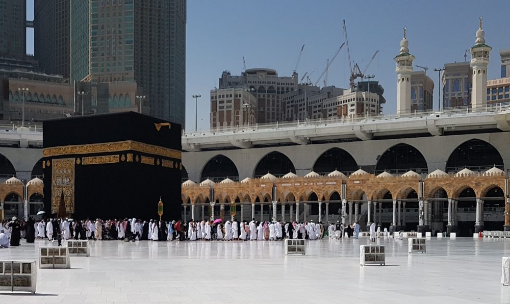5 Kebiasaan Harian di Masjidil Haram yang Bikin Tetap Bersih